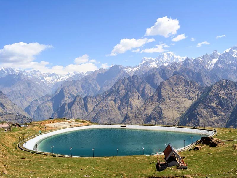Auli Tourism: The skiing destination of India : Famous Tourist Places in Auli - Geek of Adventure